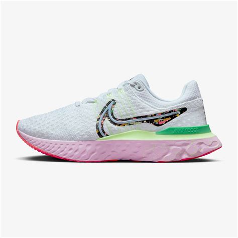 The Nike Back-to-School Sale Is Happening Now - PureWow