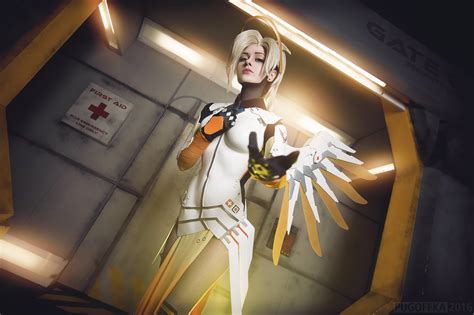 Amazing Mercy Overwatch Cosplay Photography | Pugoffka Sama