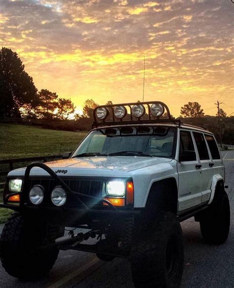 84-01 Jeep Cherokee (XJ) 4" Flare Off Road Fiberglass Fenders | Jeep ...