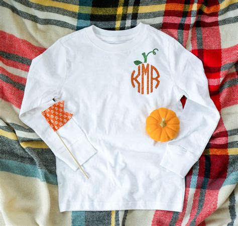 Fall Shirt Idea With Free Cut File - Kayla Makes