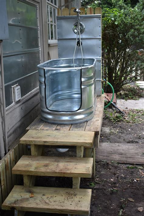 DIY DOG WASH STATION | Dog washing station outdoor, Dog backyard, Dog ...