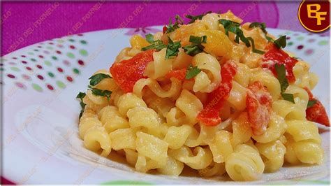 Pasta agrodolce con peperoni e miele | Il Bello del Fornello