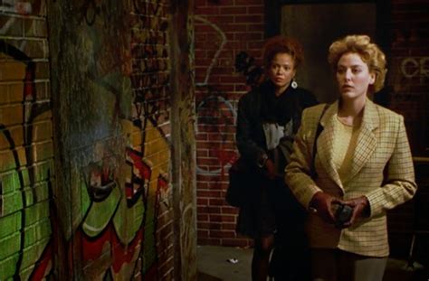 TrueHorrorNet: CABRINI-GREEN : THE TRUE HORROR OF CANDYMAN