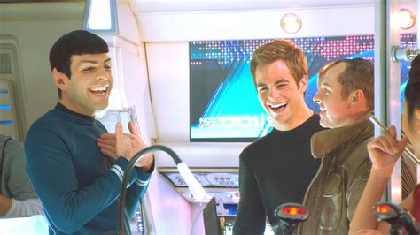 Star Trek - Behind The Scenes - Chris Pine Photo (8842041) - Fanpop