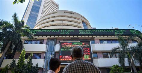 Sensex starts FY21 with 1,203-pt plunge; bank, IT stocks hammered ...