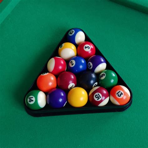 3D Printable Small pool triangle by Corentin Paquet