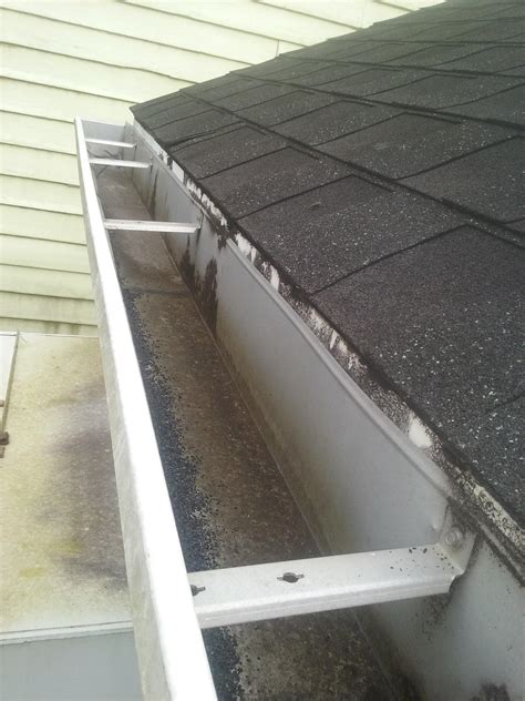 Roof Drip Edge And Gutters : Roof drip edge and gutters.