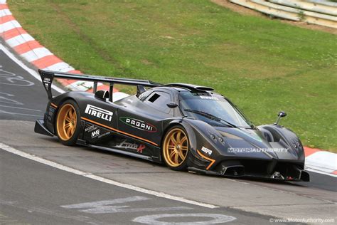 Captured: Pagani Zonda R Setting Unofficial 6:47 'Ring Record