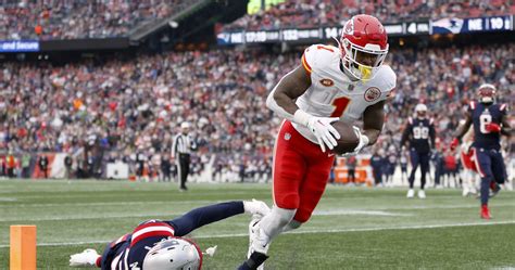 Chiefs' Jerick McKinnon Designated to Return from Injury Ahead of Super Bowl 58 | News, Scores ...