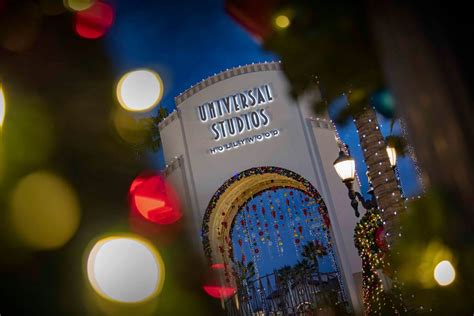 Universal Studios Hollywood Brings Back Fan-Favorite Christmas Events - LaughingPlace.com