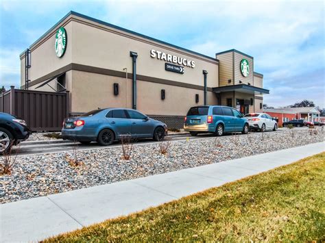 Starbucks - Fargo, ND - Retail Investment Group, LLC.