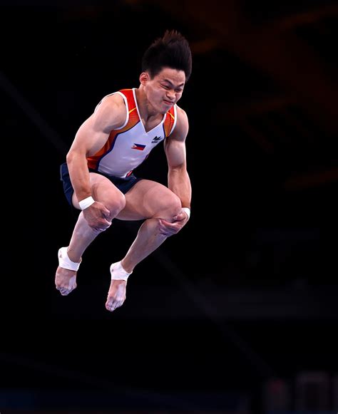 Carlos Yulo narrowly misses Olympic vault medal