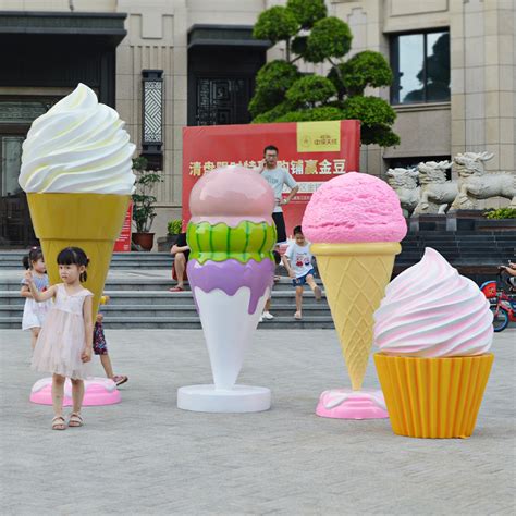 Giant Fiberglass Ice Cream Cone Sculpture for Shop Decoration - China ...