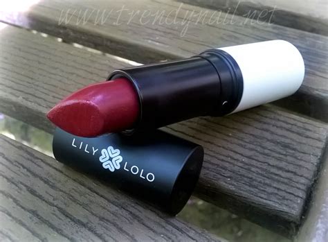 #LOTD: Lily Lolo, Natural Lipstick in Berry Crush - flashreview e swatch | Trendy Nail