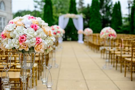 Free Images : love, rose, meal, aisle, ceremony, party, venue, floristry, flower bouquet ...