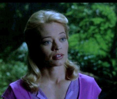 Seven of Nine aka: Annika Hansen (Jeri Ryan) in the Unimatrix Zero ...