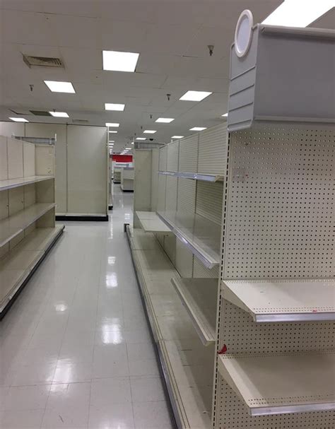 Take a look inside an "abandoned" Target in Greenfield