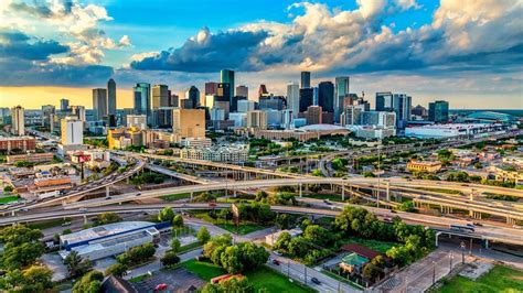 15 Things To Consider Before Moving to Houston, TX