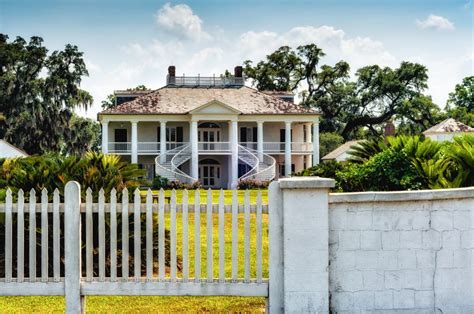 15 Best Plantation Tours from New Orleans - The Crazy Tourist