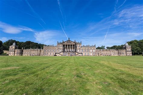 10 of The Best Stately Homes to Visit in England - Finding the Universe