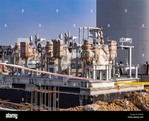 Oil and Gas Plant under construction Stock Photo - Alamy