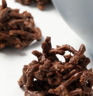 Coklat Oklat: Easy Chocolate Chow Mein Clusters