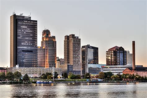 toledo skyline | lumina volta