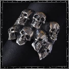 Catacombs Skull RIng