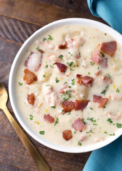 Slow Cooker Clam Chowder - Simply Happy Foodie