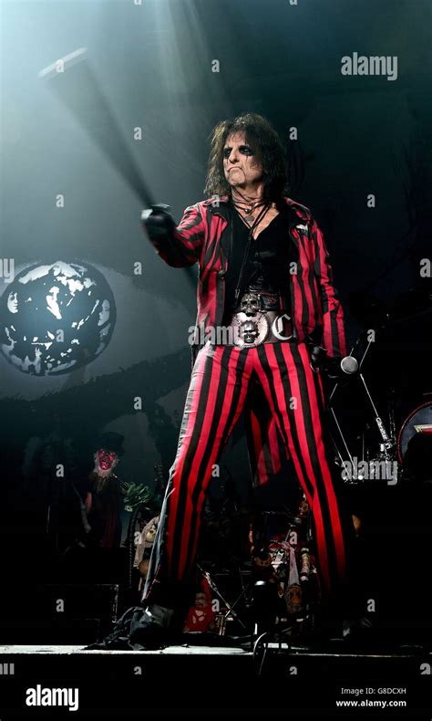 Motley Crue Final Tour Stock Photo - Alamy