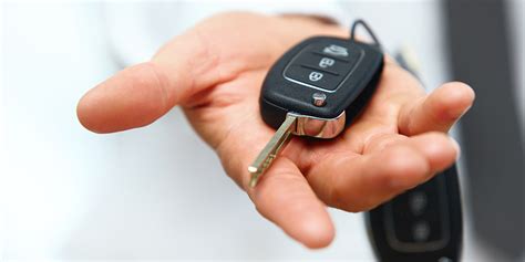 How Can You Replace A Car Key Or Remote?