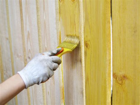 How to Paint a Wood Fence