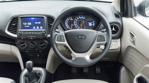 Hyundai Santro Photo, santro steering wheel Image - CarWale