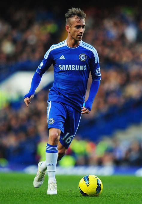 17 Best images about Raul Meireles on Pinterest | Soccer players ...