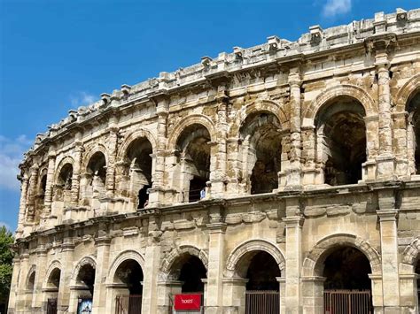 Things to see on a day trip to Nîmes | Velvet Escape