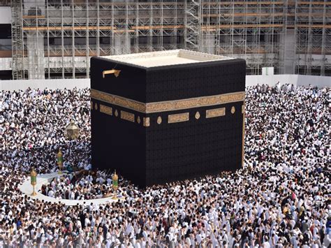 Hajj 2022: See Kaaba's Black Stone in Mecca like never before | Esquire ...