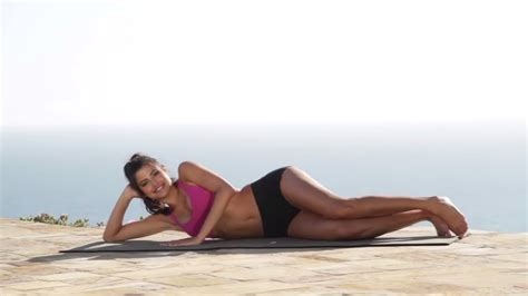 45 min Mat Pilates Workout with Abs & Glutes Focus - YouTube