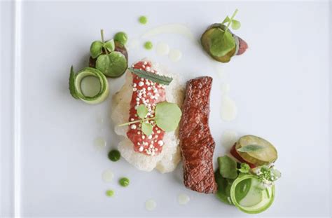 10 Best Michelin-Starred Restaurants In Chicago Right Now (2023)