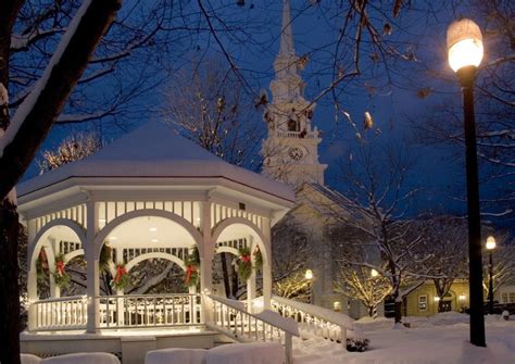 A classic New England Christmas - Great idea for a gazebo in your yard ...