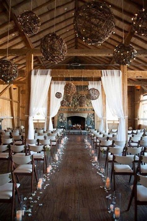 We love barn weddings! They are cozily rustic, comfy and rather budget-friendly. A frequent ...