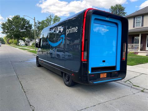 Your Amazon Packages May Soon Be Delivered By Rivian’s Cargo Van - Carlist