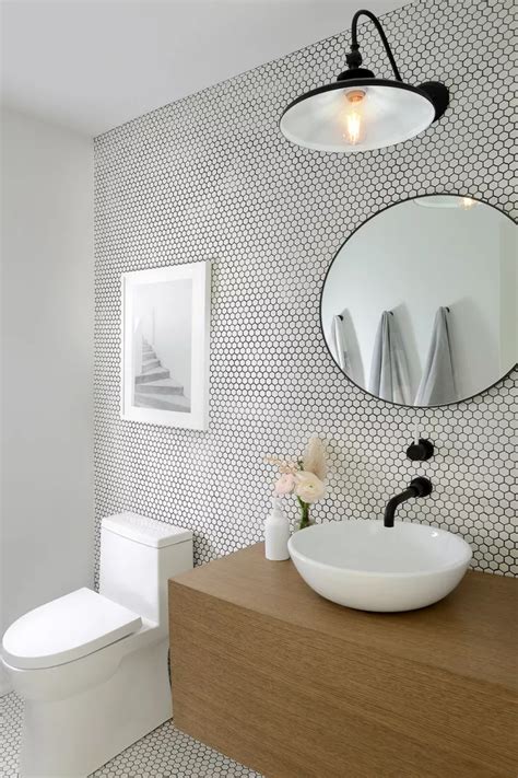 20 Bathroom Floor Tile Ideas for Small Spaces Penny Round Tile Bathroom ...