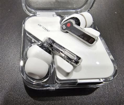 Nothing Ear (2) ANC Earbuds : Detailed Hands-on Review | Geeky Stuffs