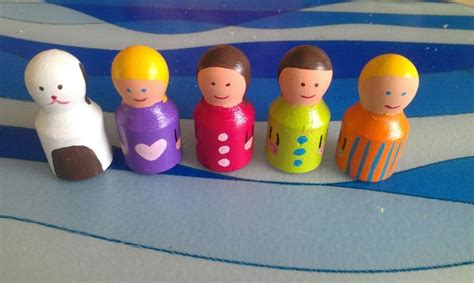 Wooden peg people for my daughter! To replace missing ones out of a toy house :) | Toy house ...