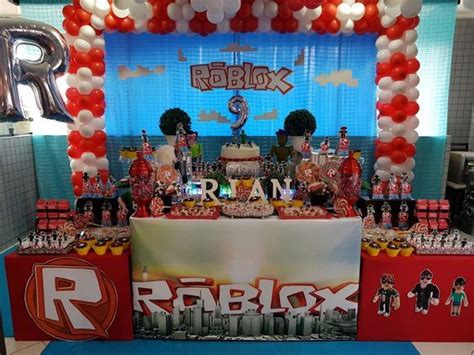 Ideas para organizar una Fiesta de Roblox, decoración de mesas de postres con t… | Fiestas de ...