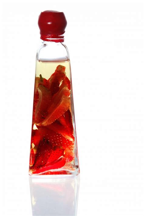 Strawberry Vinegar – Versatile Vinegar