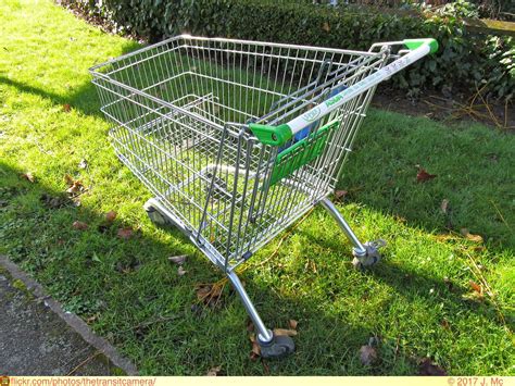 ASDA Trolley | Manufacturer: Wanzi Model: EL series A waywar… | Flickr