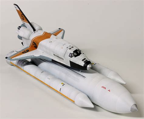 James Bond 007 Moonraker 1/200 Scale Space Shuttle with Booster Rocket ...