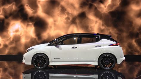 Nissan LEAF Nismo Concept - in pictures | evo