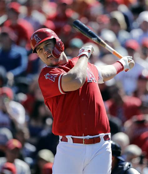 Mike Trout, Angels close to record $432 million, 12-year deal